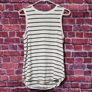 a new day Loose Fit Black & White Tank Top Sleeveless Shirt Size S